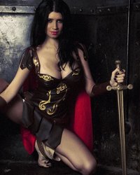 Красавица расставляет ножки 3 фотография