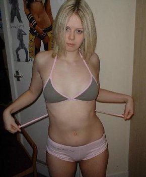 Студентки играют в сексуальные игры