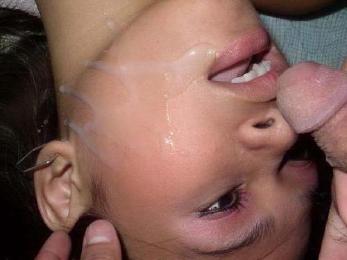 Он оставил сперму на девичьем лобке 9 фото