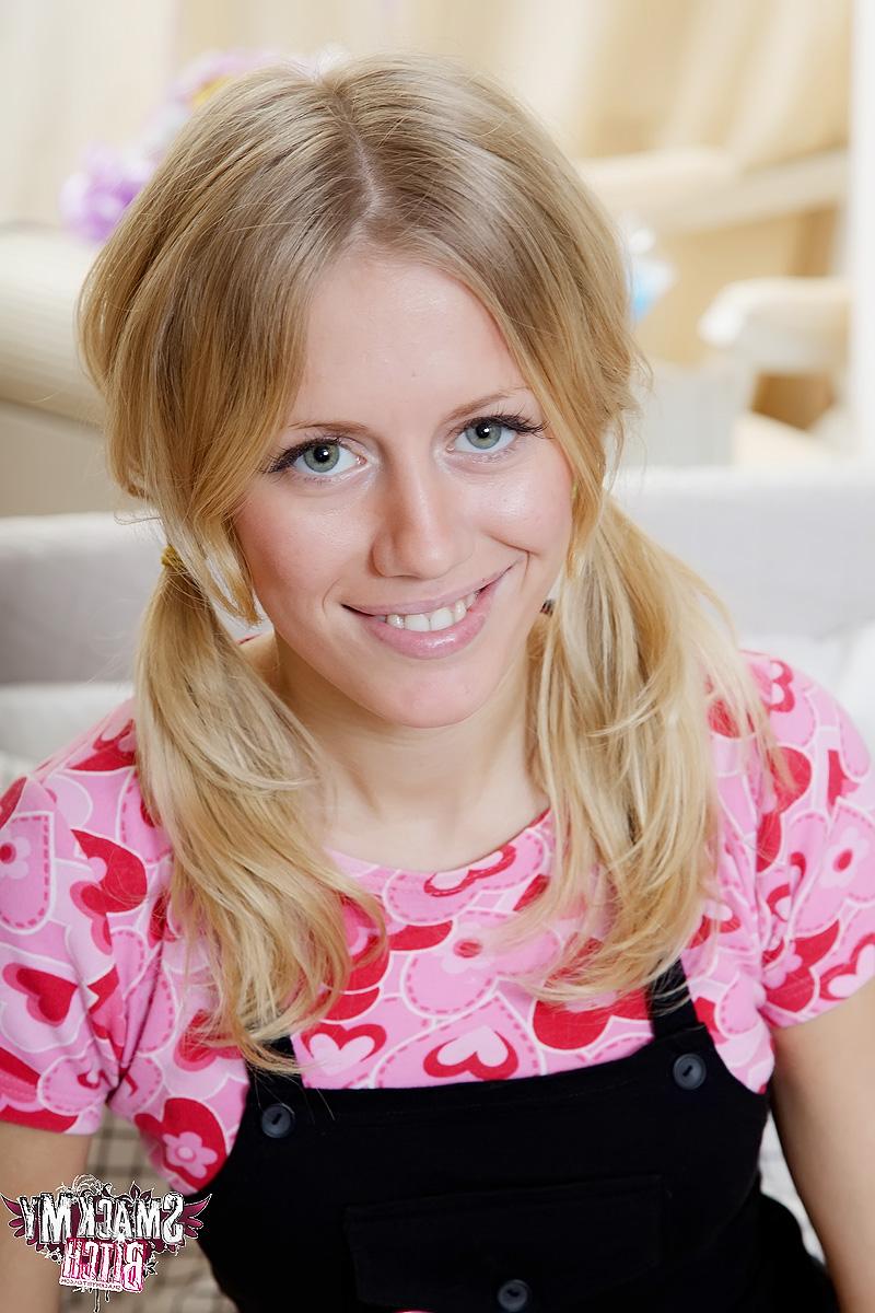 Парню, наконец, удалось развести свою девушку на еблю 3 фото