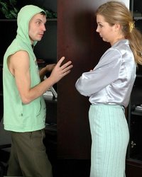 Мастер по ремонту полов удовлетворил развратную заказчицу 22 фотография Мастер по ремонту полов удовлетворил развратную заказчицу 22 фотография