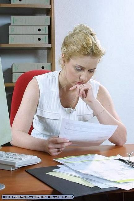 Подборка давалок, наслаждающих мастурбацией 4 фото