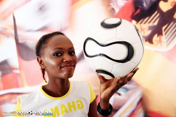 Черная футболистка хочет чтобы ей засадили 13 фото