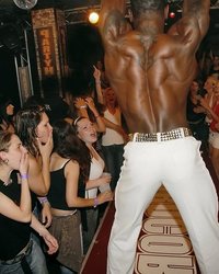 На дискотеке всех понесло на групповой трах 6 фотография