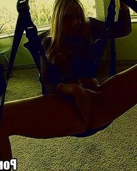 Милаха дрочила на качелях, а потом взяла за щеку 9 фотография Милаха дрочила на качелях, а потом взяла за щеку 9 фотография