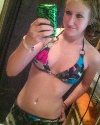 Фотки голой мокрощелки Альки попали в интернет 7 фотография