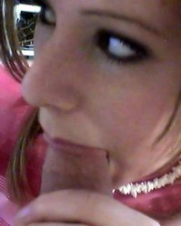 Антон давал своей девушке на рот и снимал на телефон 3 фотография Антон давал своей девушке на рот и снимал на телефон 3 фотография