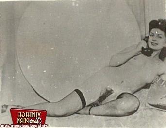 Старые фотографии голых шлюшек 3 фото