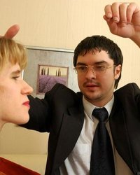 Озабоченный медиум ввел в транс свою пациентку 3 фотография Озабоченный медиум ввел в транс свою пациентку 3 фотография