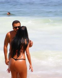 Загорелую сучку выебали летним днем сзади 1 фотография Загорелую сучку выебали летним днем сзади 1 фотография