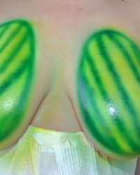 Девки с фруктовыми сиськами 9 фотография Девки с фруктовыми сиськами 9 фотография