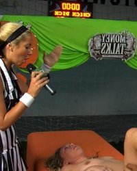 Трейси ебётся в подсобке 16 фотография Трейси ебётся в подсобке 16 фотография