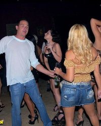 Виктория со своими подружками 8 фотография Виктория со своими подружками 8 фотография