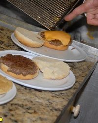 Парни посидели в кафе 6 фотография Парни посидели в кафе 6 фотография