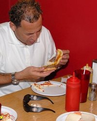 Парни посидели в кафе 7 фотография Парни посидели в кафе 7 фотография