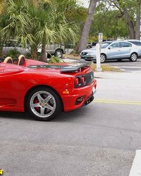 Мажористый мужик снял длинноногую тёлку 5 фотография Мажористый мужик снял длинноногую тёлку 5 фотография