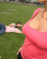 Порно дива с широкой попой 13 фотография Порно дива с широкой попой 13 фотография