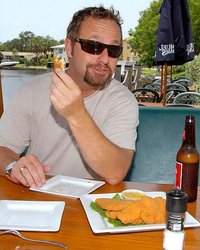 Рыжуха ублажает муженька 1 фотография Рыжуха ублажает муженька 1 фотография