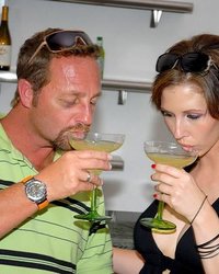 Силиконовая куколка загибается раком 13 фотография Силиконовая куколка загибается раком 13 фотография