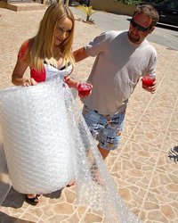 Сексуальная блондинка в чулках 12 фотография Сексуальная блондинка в чулках 12 фотография