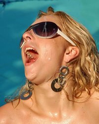 Симпатичная Джулия в бикини 27 фотография Симпатичная Джулия в бикини 27 фотография