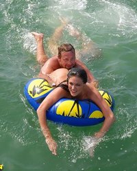 Шейла захотела прокатится на яхте 27 фотография Шейла захотела прокатится на яхте 27 фотография