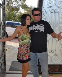 Крутой мачмен заманивает тёлок 3 фотография Крутой мачмен заманивает тёлок 3 фотография