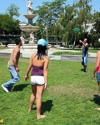 Две парочки поменялись партнёрами 12 фотография Две парочки поменялись партнёрами 12 фотография