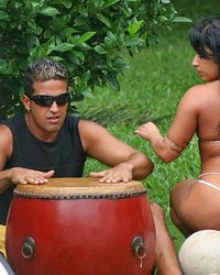 Солнечные ванны и крем для загара 15 фотография Солнечные ванны и крем для загара 15 фотография