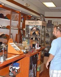 Работница элитного магазина 6 фотография Работница элитного магазина 6 фотография