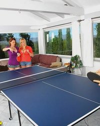 Грудастый теннис 4 фотография Грудастый теннис 4 фотография