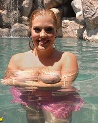 Озёрная нимфа 5 фотография Озёрная нимфа 5 фотография