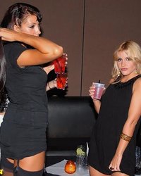 Давалоки на частной тусове 2 фотография