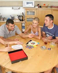 Напоили трёх давалок 17 фотография Напоили трёх давалок 17 фотография