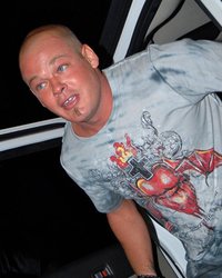 Пьяная баба, себе не хозяйка 1 фотография Пьяная баба, себе не хозяйка 1 фотография