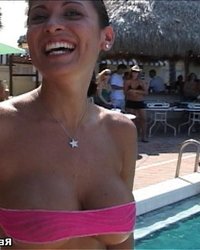 Праздник бикини 17 фотография Праздник бикини 17 фотография