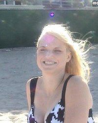 Не стыдится заниматься сексом с незнакомцами 2 фотография Не стыдится заниматься сексом с незнакомцами 2 фотография