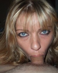 Клава любит сосать на отдыхе 4 фотография