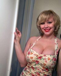 Грудастые любовницы с спермой на лице 4 фотография Грудастые любовницы с спермой на лице 4 фотография