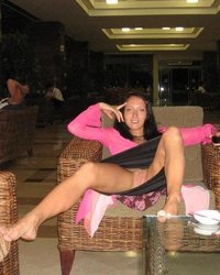 Совершенно голые сексапильные девки 13 фотография