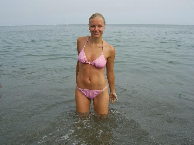 Сочные зазнобы избавились от трусишек и стали рачком 3 фото