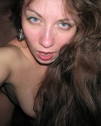 Раскрепощённая супруга не стесняется камеры 27 фотография Раскрепощённая супруга не стесняется камеры 27 фотография