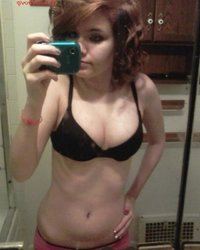 Брюнетка обожает выставлять голую жопу 11 фотография Брюнетка обожает выставлять голую жопу 11 фотография