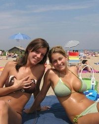 Обнаженные швеи на нудистском пляже 20 фотография Обнаженные швеи на нудистском пляже 20 фотография