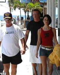 Зрелый и неопытный мачо оттрахали стройную брюнетку 4 фотография Зрелый и неопытный мачо оттрахали стройную брюнетку 4 фотография