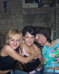 Брюнетка отдалась за стакан пива 3 фотография Брюнетка отдалась за стакан пива 3 фотография