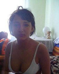 Брюнетка отдалась за стакан пива 8 фотография Брюнетка отдалась за стакан пива 8 фотография