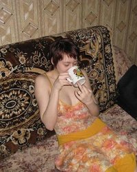 Прелестная домохозяйка осталась голяком 20 фотография Прелестная домохозяйка осталась голяком 20 фотография