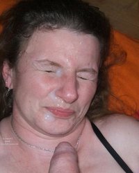 Обильные окончания на лицо и между ног 7 фотография Обильные окончания на лицо и между ног 7 фотография