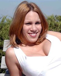 Рыжая сука с большими сиськами приняла писюн в пилотку 21 фотография Рыжая сука с большими сиськами приняла писюн в пилотку 21 фотография